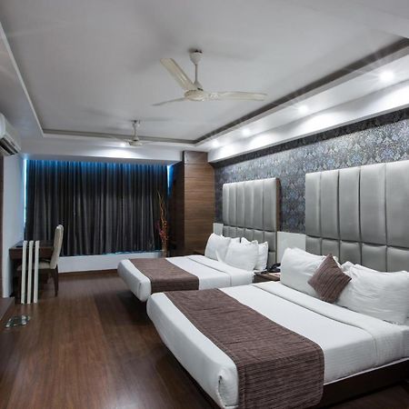 Hotel Narula'S Aurrum Amritsar Zimmer foto
